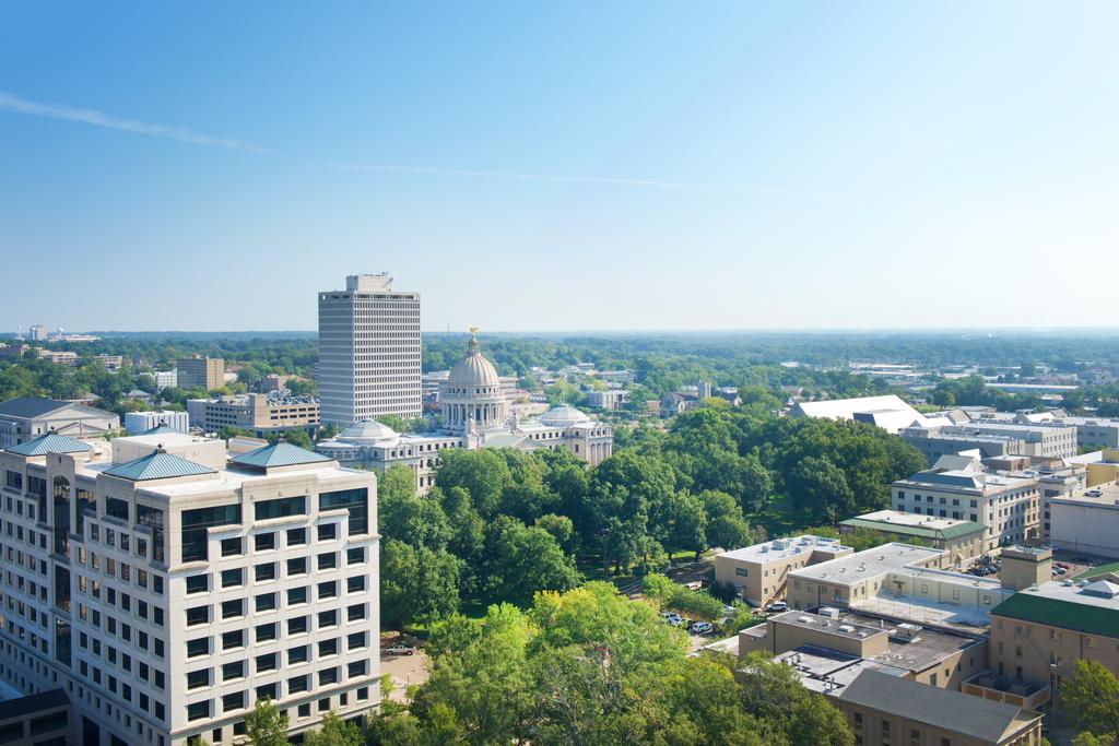 Jackson Downtown Convention Center Hotel Exterior photo