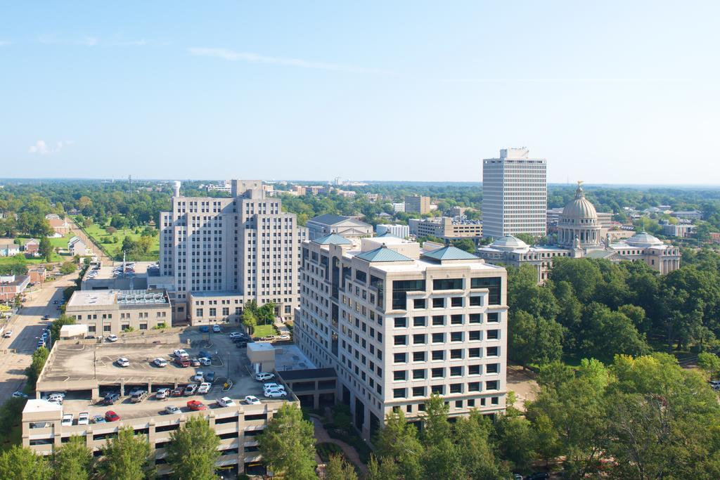 Jackson Downtown Convention Center Hotel Exterior photo